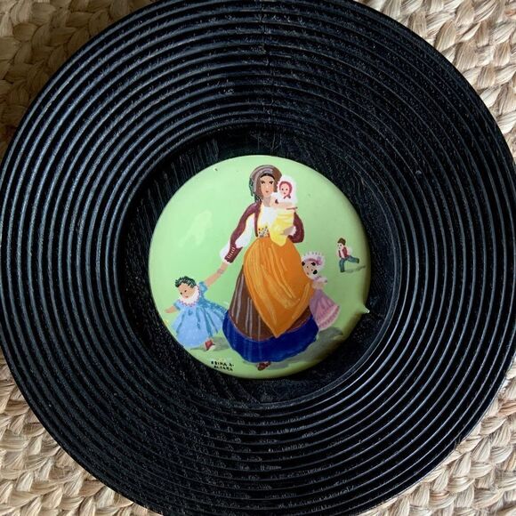 EDINA ALTARA Hand-painted & Signed Plate (Framed) - Picture 2 of 13